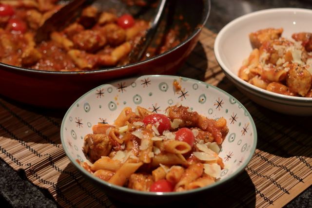 Pork Sausages & Tomatoes Penne