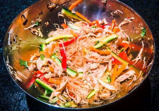 Vermicelli noodles salad with thai spiced chicken and crunchy veg